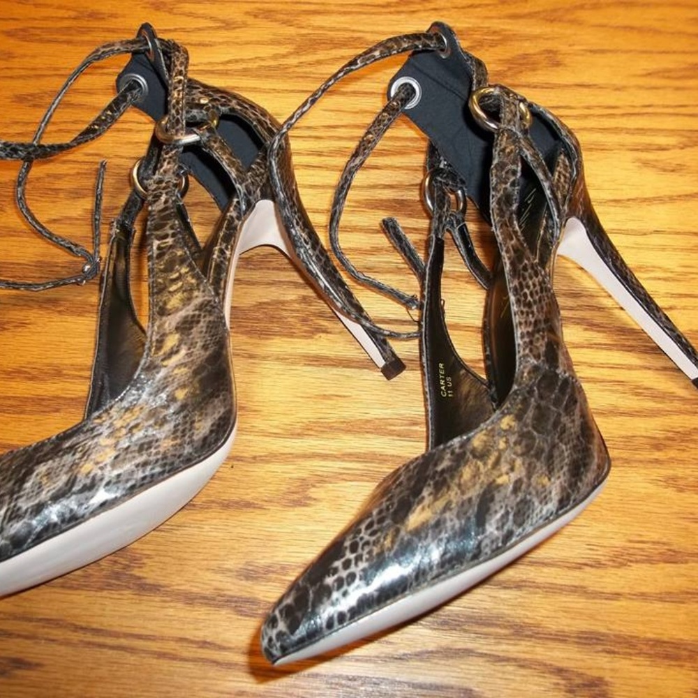 Paper Fox snake skin print high heels size 11
